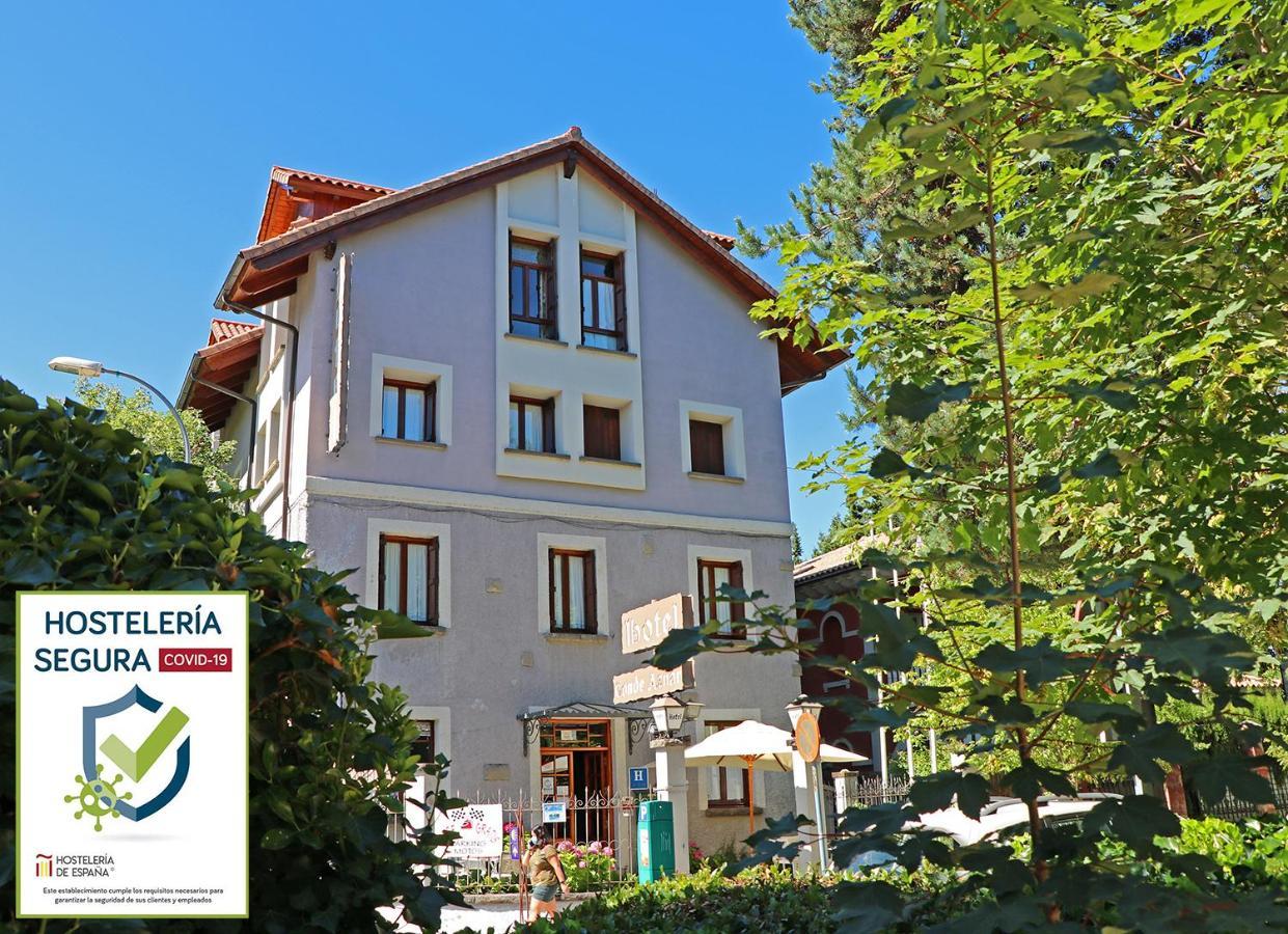 Conde Aznar Hotel Jaca Eksteriør billede