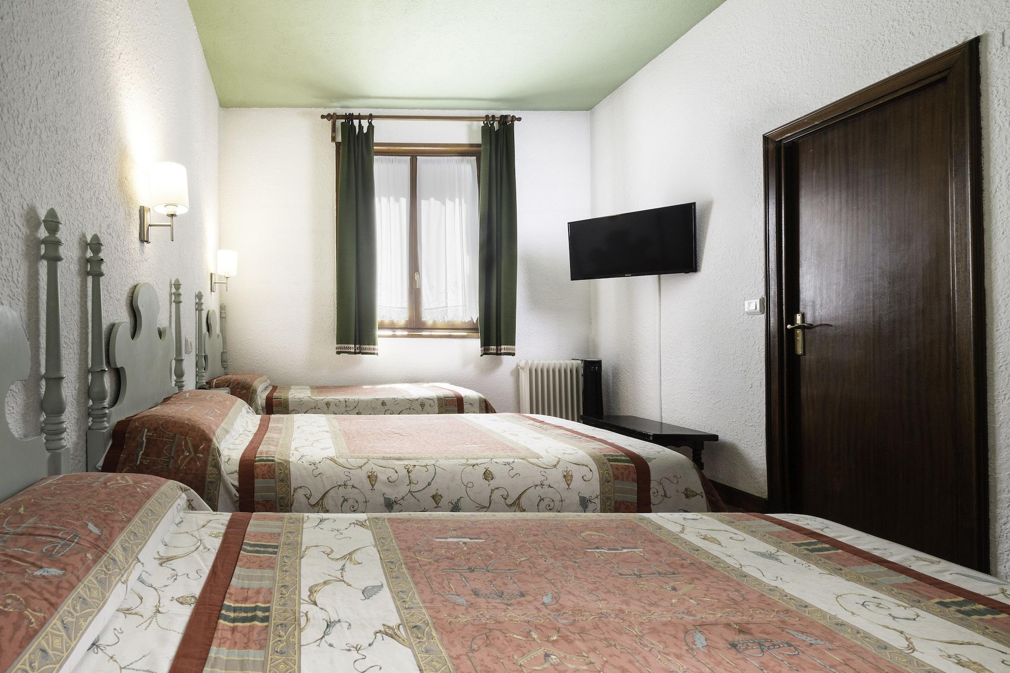 Conde Aznar Hotel Jaca Eksteriør billede