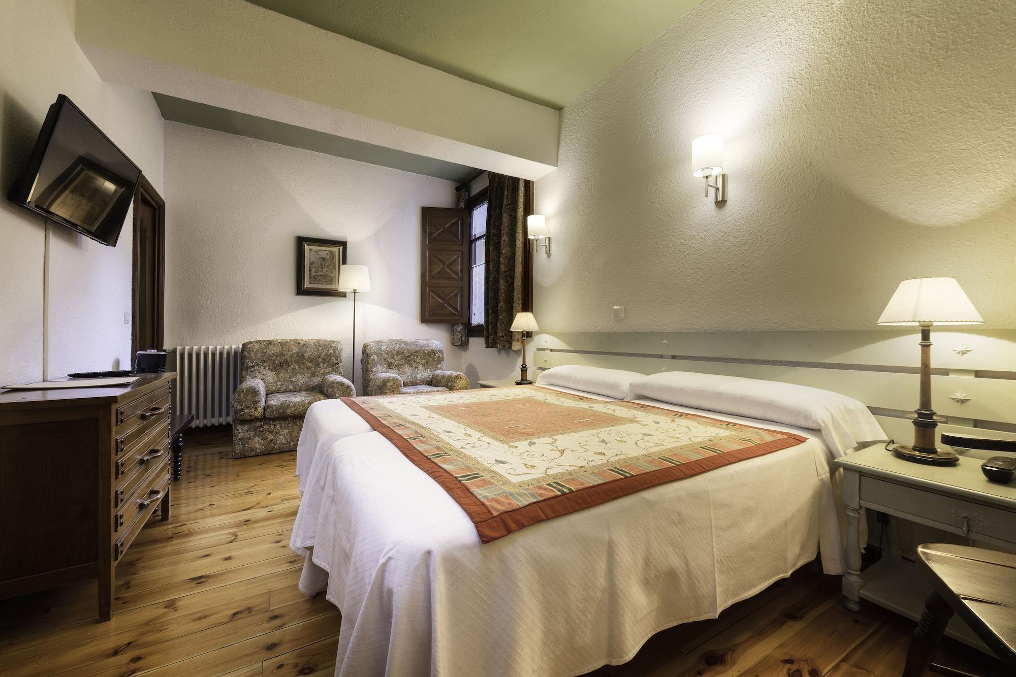 Conde Aznar Hotel Jaca Eksteriør billede