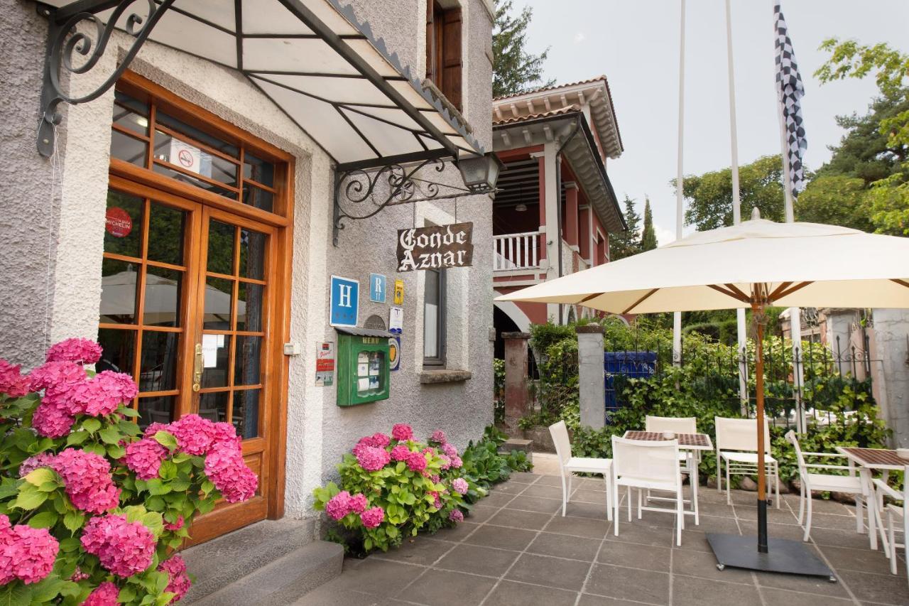 Conde Aznar Hotel Jaca Eksteriør billede